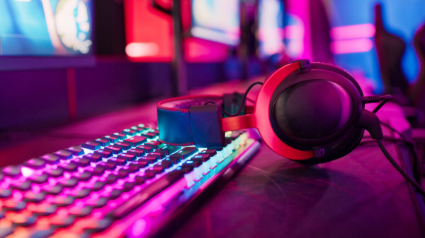 Двое россиян в составе Team Falcons уступили Team Vitality в финале ESL Pro League по CS2