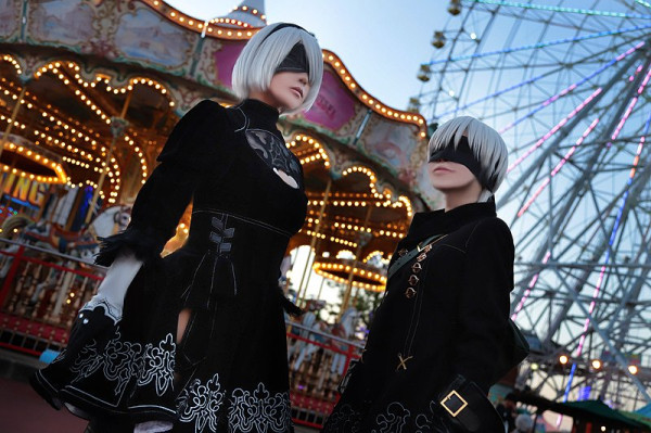 Косплей NieR: Automata воссоздает один из самых знаковых моментов в игре