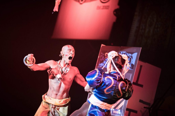 Близкий взгляд на косплей из Мексики на Street Fighter