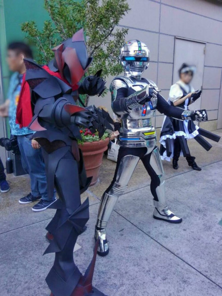 Косплееры снова наводнили Осаку Косплееры снова наводнили Осаку