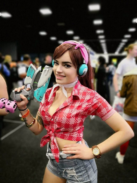 Аделаида имеет у себя довольно удивительных косплееров