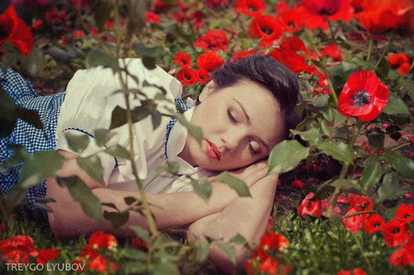 75 лет стране Оз: косплей Дороти 75 лет стране Оз: косплей Дороти