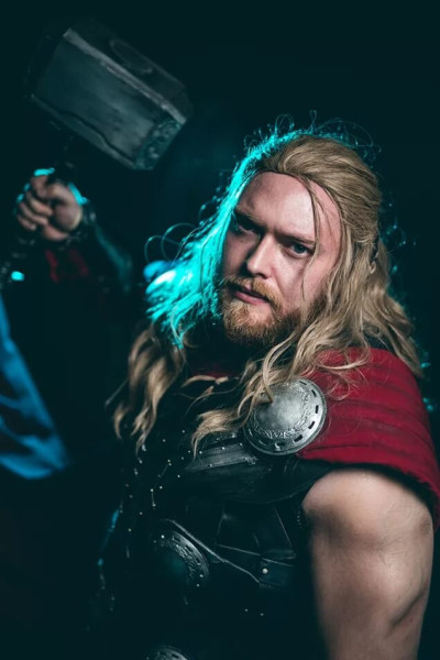 Косплей Тора – современная история любви Косплей Тора – современная история любви