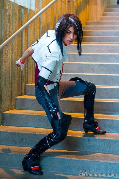 Воскресите память с косплеем Нилин из Remember Me