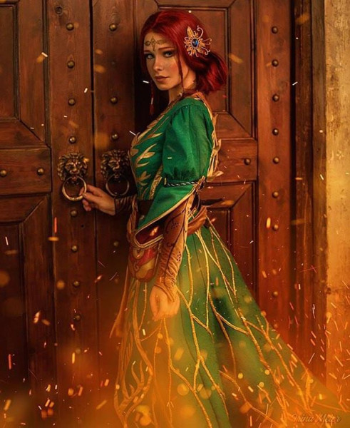 Ирина Мейер недавно представила косплей Трисс Меригольд из &laquo;Ведьмака&raquo;