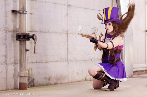 Косплей Кейтлин из «Лиги Легенд»: самый красивый шериф в городе! Косплей Кейтлин из «Лиги Легенд»: самый красивый шериф в городе!