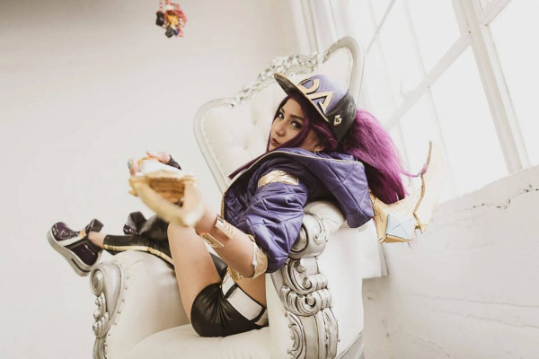 K/DA Kinda &mdash; &laquo;Самое популярное в мире музыкальное видео Tryhard Cosplay&raquo;