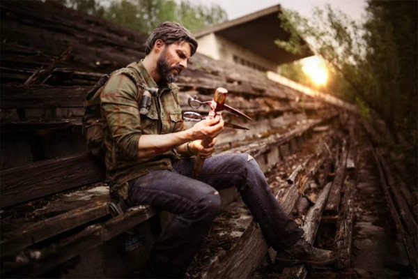 Косплей Last Of Us отправился в Чернобыль для участия в Апокалипсисе