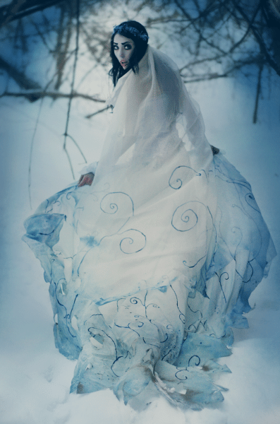 Возвращение в страну живых: косплей Трупа невесты Возвращение в страну живых: косплей Трупа невесты