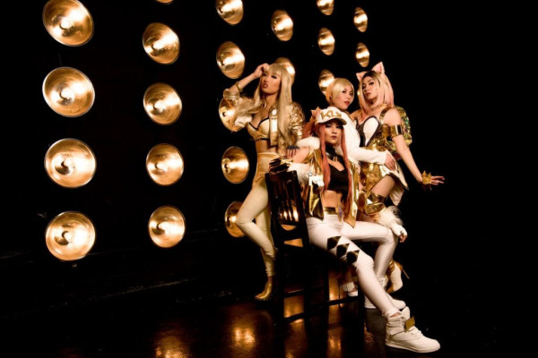 K/DA Kinda &mdash; &laquo;Самое популярное в мире музыкальное видео Tryhard Cosplay&raquo;