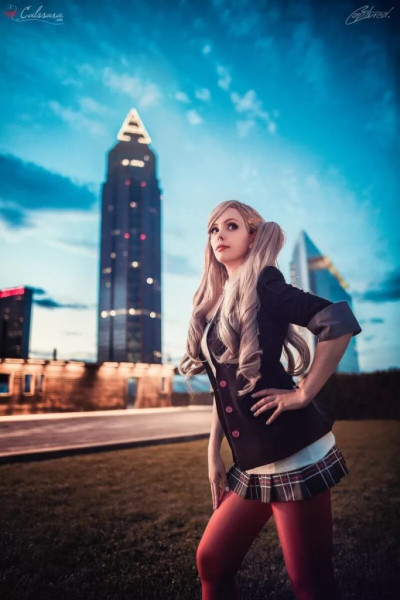 Персона 5 не собирается отступать