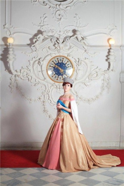 Ожившая принцесса: косплей Анастасии