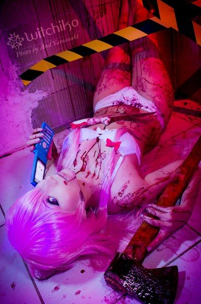 Резня в неоново-розовом цвете: удивительный косплей Юно Гасаи